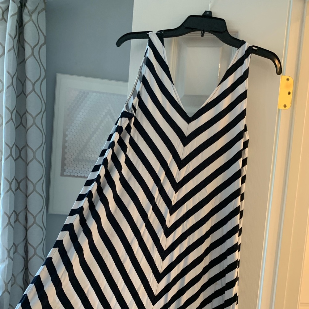 Ann Taylor LOFT Chevron Dress